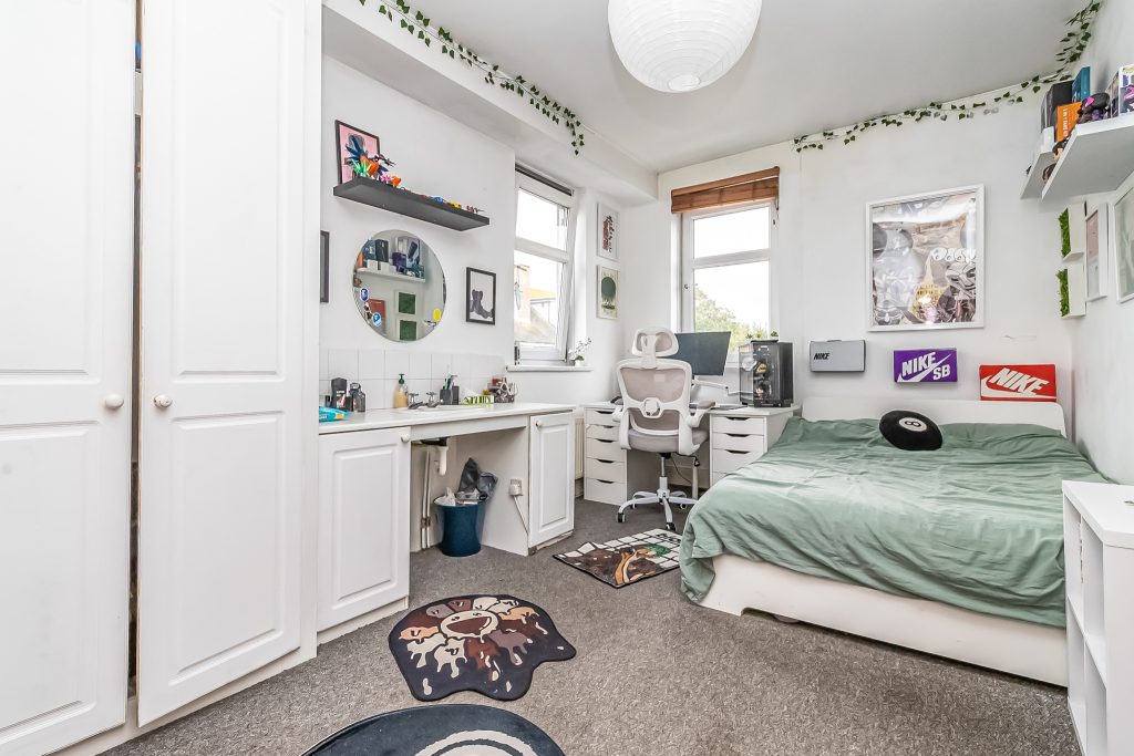 5 bedroom house Sold STC, Locksway Road, Southsea, PO4 – photo 5