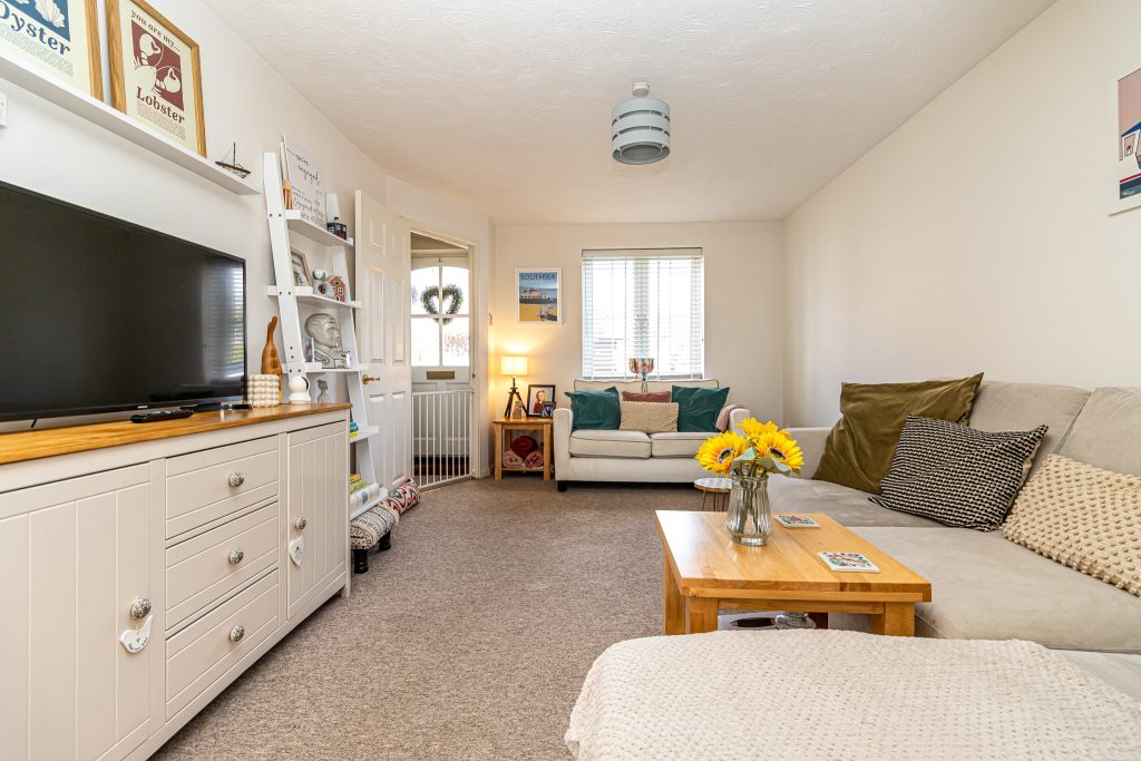 3 bedroom house Sold STC, Milebush Road, Southsea, PO4 – photo 29
