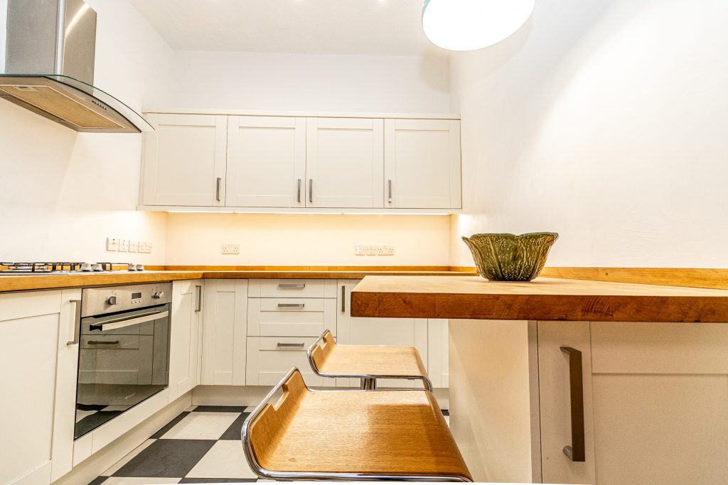 3 bedroom house Sold STC, Frensham Road, Southsea, PO4 – photo 8
