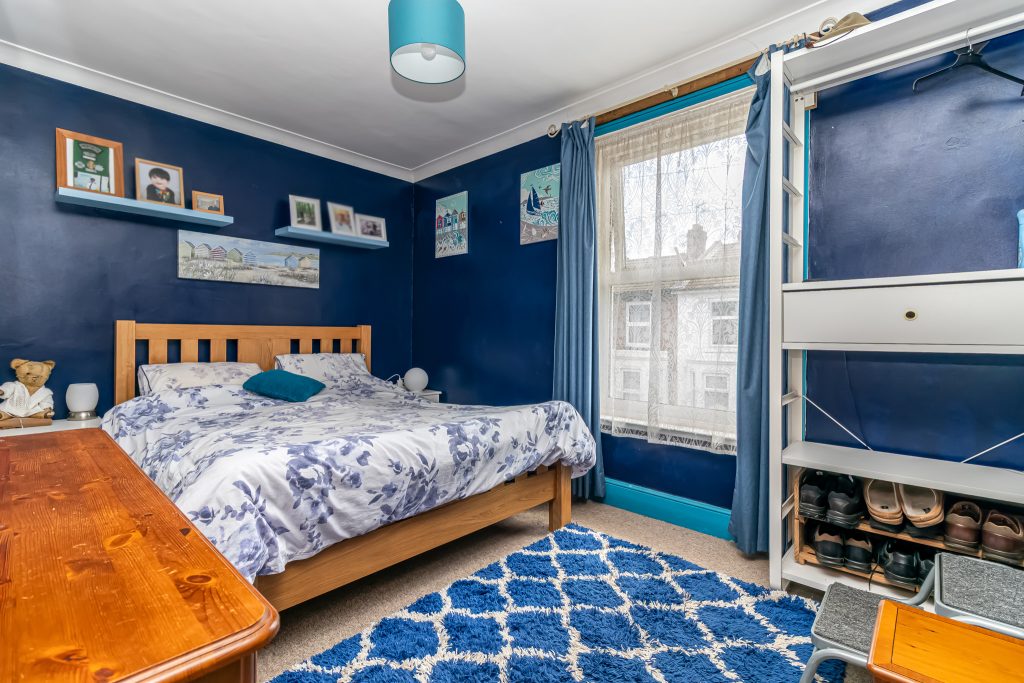 2 bedroom house Sold STC, Frogmore Road, Southsea, PO4 – photo 19