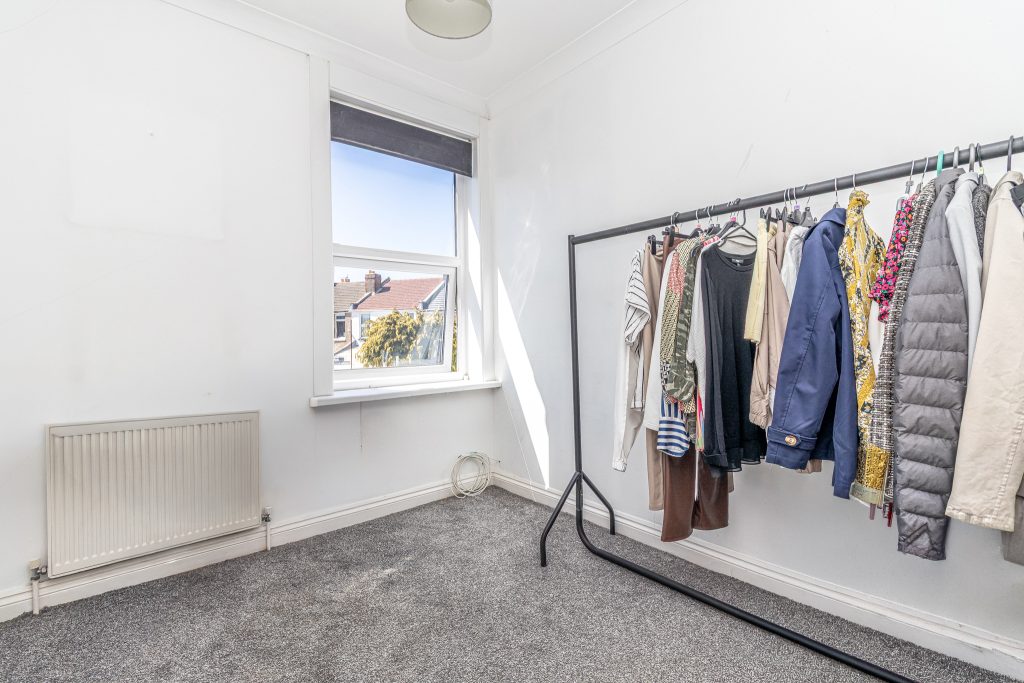 3 bedroom house Sold STC, Hollam Road, Southsea, PO4 – photo 5
