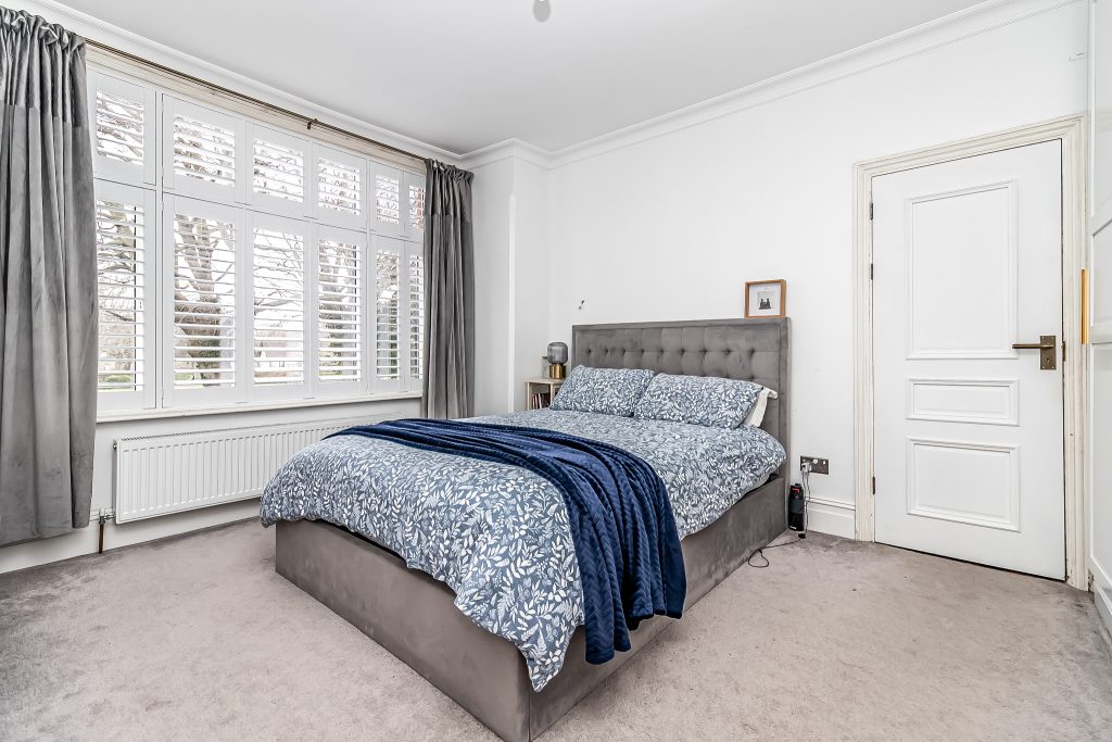 3 bedroom house Sold STC, Priory Crescent, Southsea, PO4 – photo 32