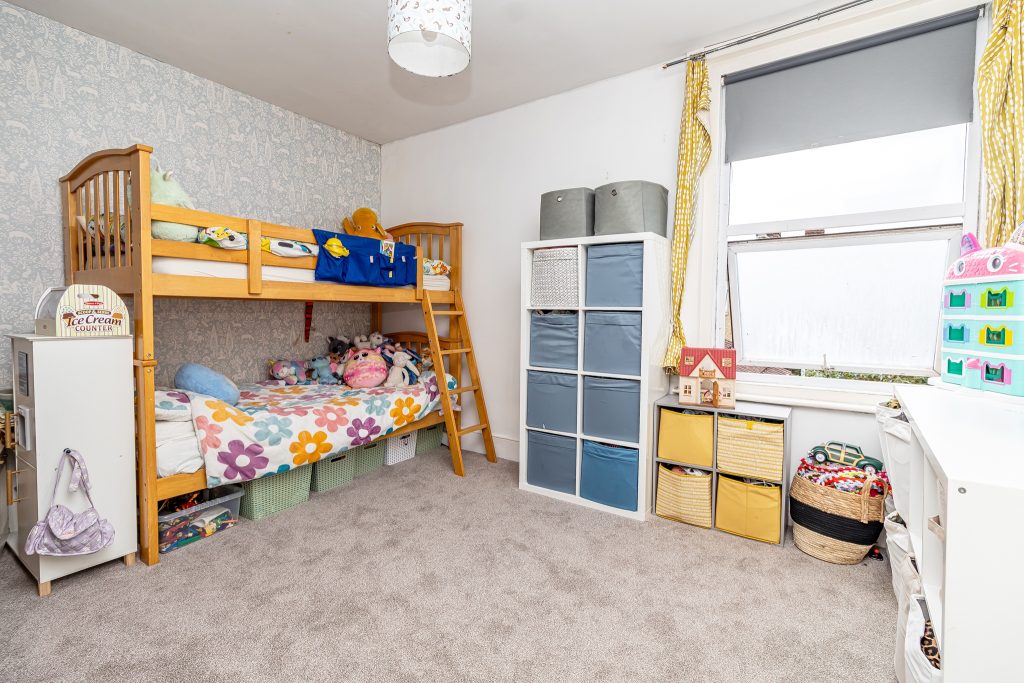 2 bedroom house Sold STC, Eastfield Road, Southsea, PO4 – photo 11