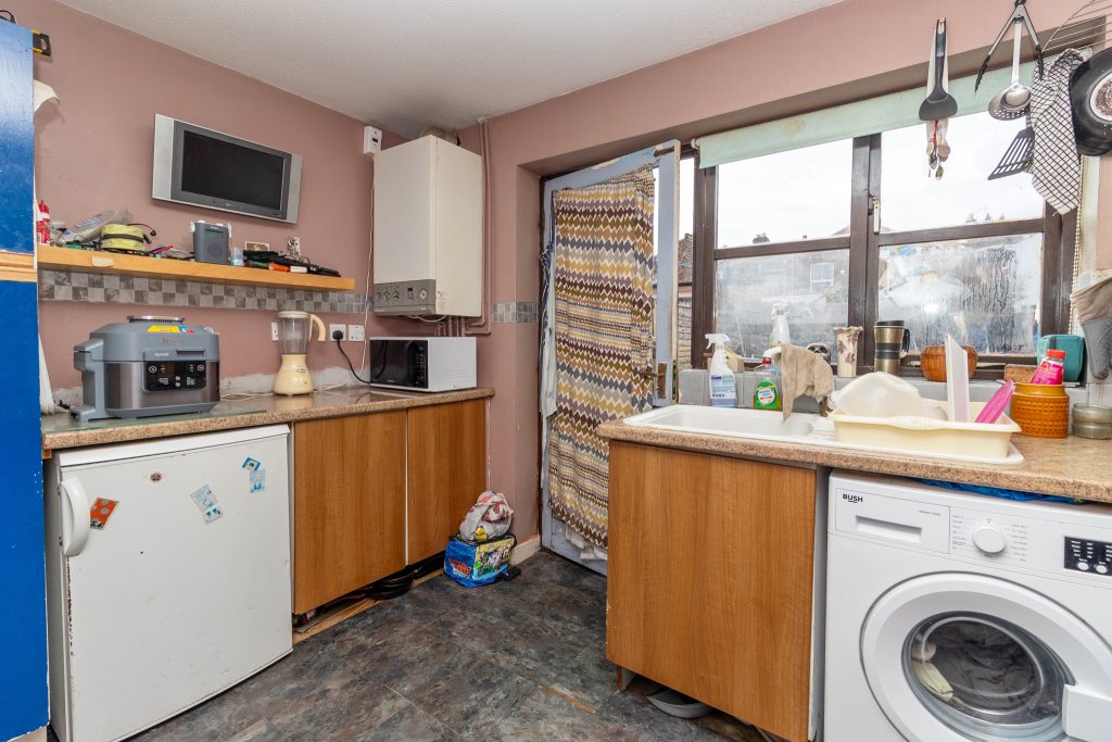 2 bedroom house Sold STC, Blenheim Court, Southsea, PO4 – photo 6