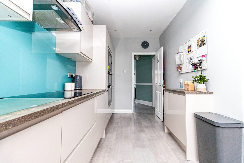 3 bedroom house Sold STC, Lovett Road, Portsmouth, PO3 – photo 6