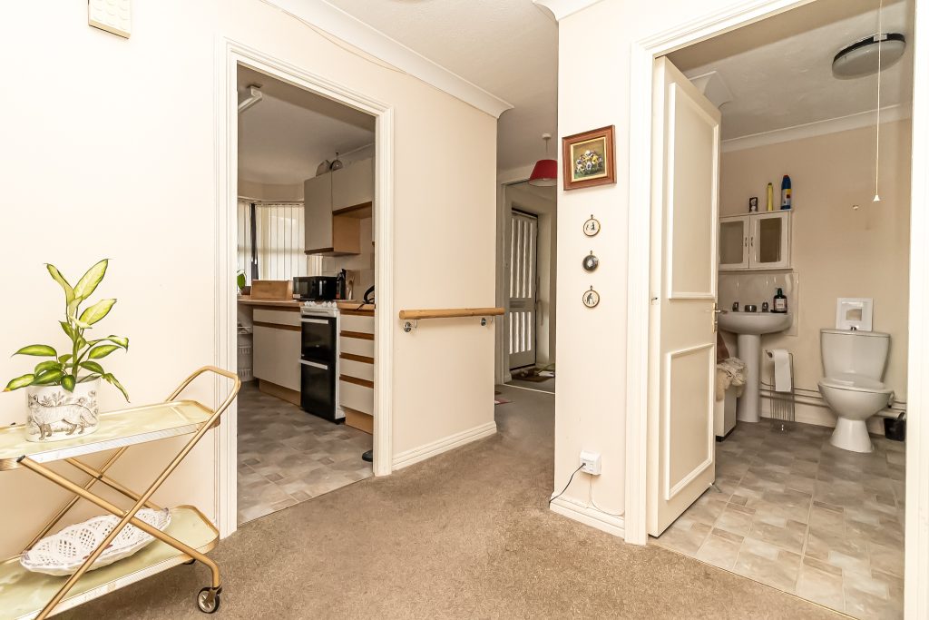 1 bedroom property Sold STC, Clarendon Road, Petersham House Clarendon Road, PO5 – photo 10