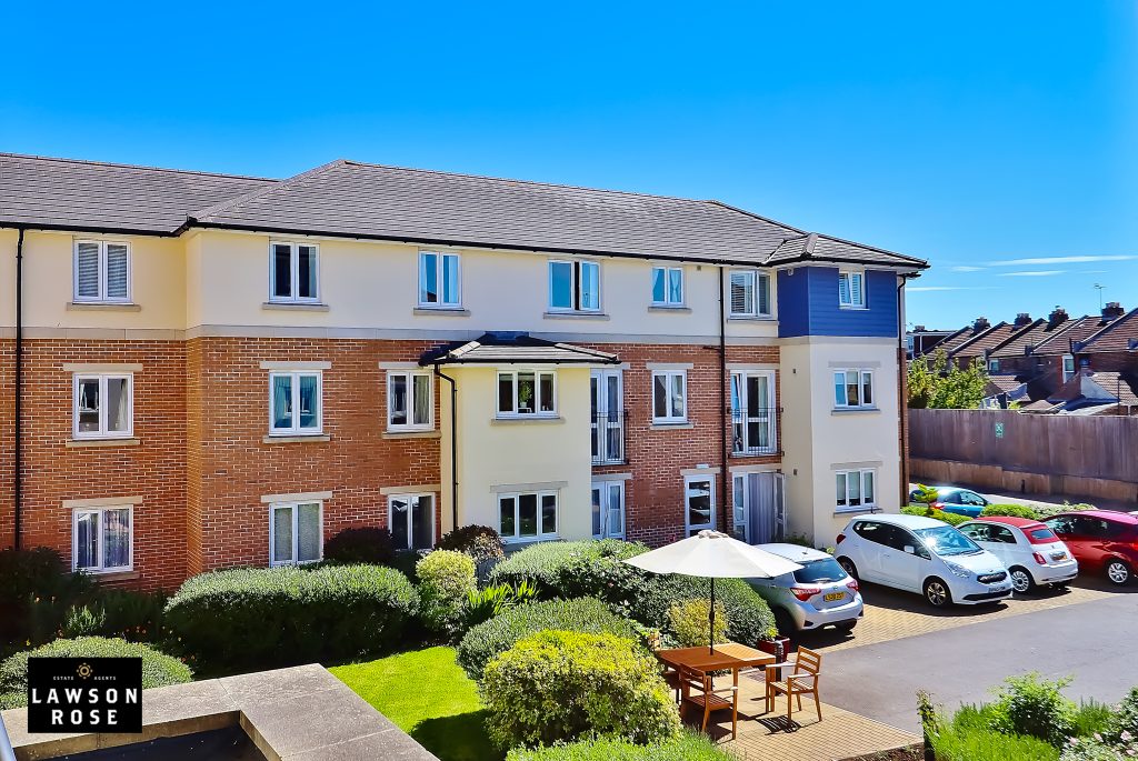 1 bedroom property Sold STC, Alverstone Road, Southsea, PO4 – photo 12