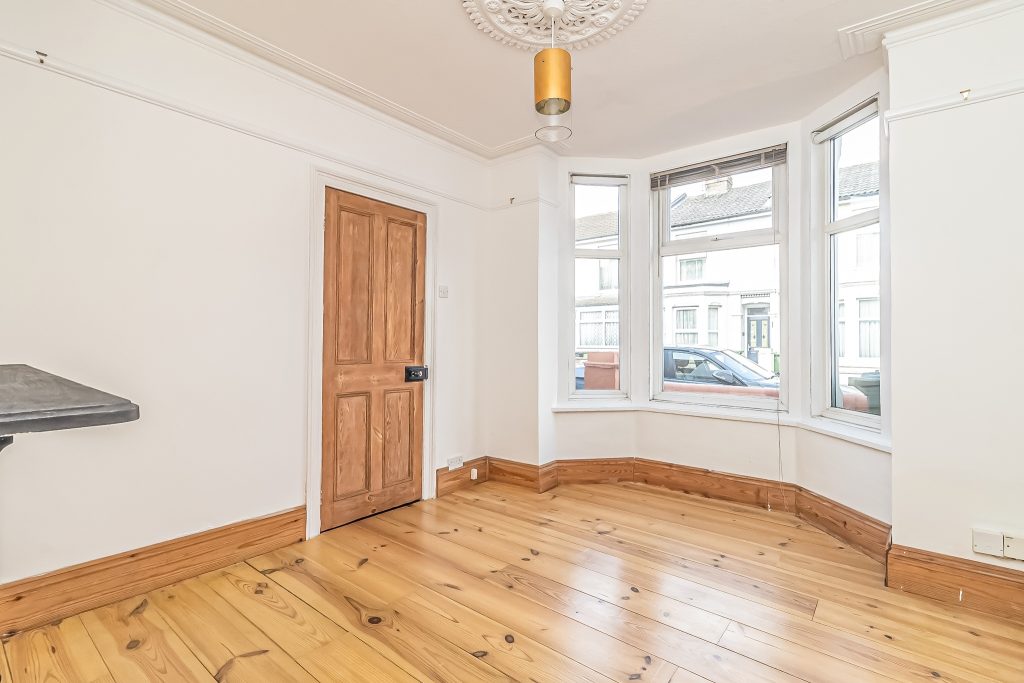 2 bedroom house Sold STC, Frogmore Road, Southsea, PO4 – photo 11