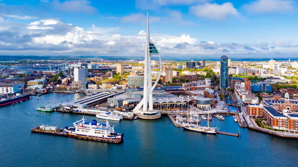 1 bedroom property for sale, Gunwharf Quays, The Round House Gunwharf Quays, PO1 – photo 2