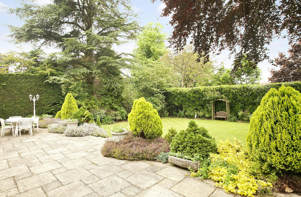 listing_845797_0007_8b8dd9c2_1500x1000.jpg